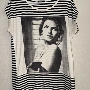 Stylish Black and White Striped Graphic Tee